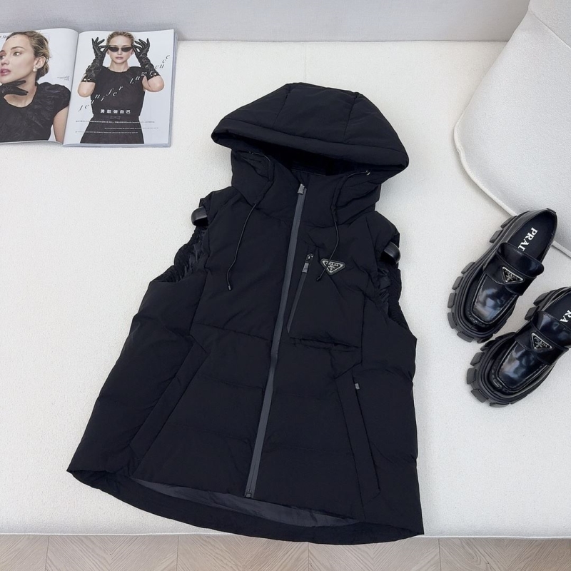 Pra*a down coat